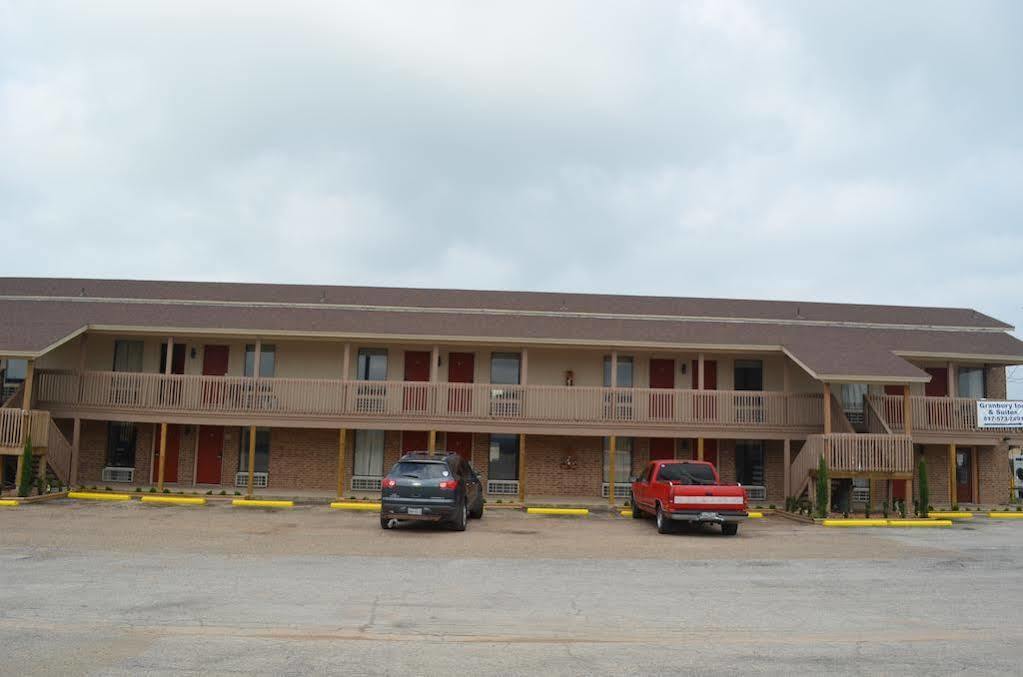 Granbury Inn&Suites Exterior foto